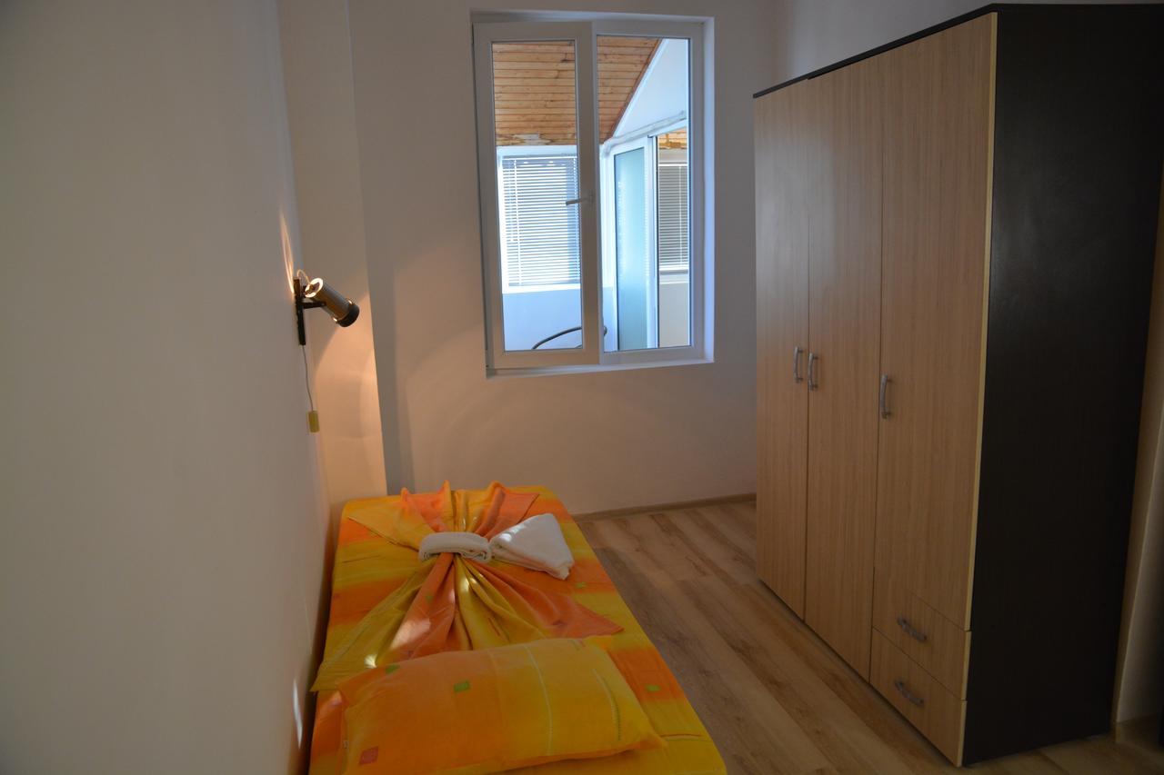 Hotel Neva Kiten  Eksteriør billede
